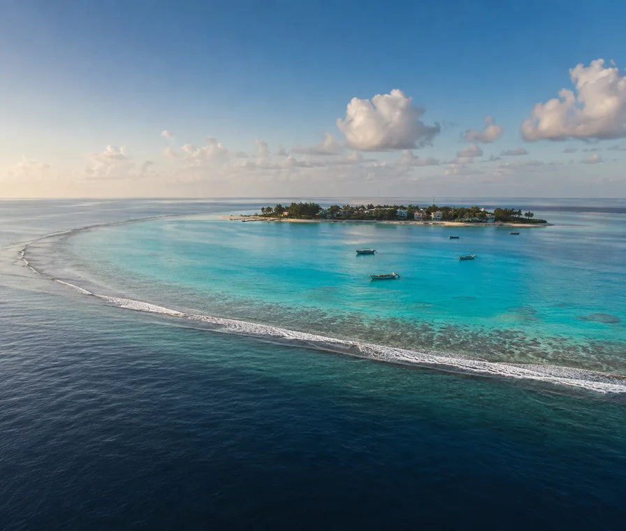 A reef seen from the air, Malé atoll